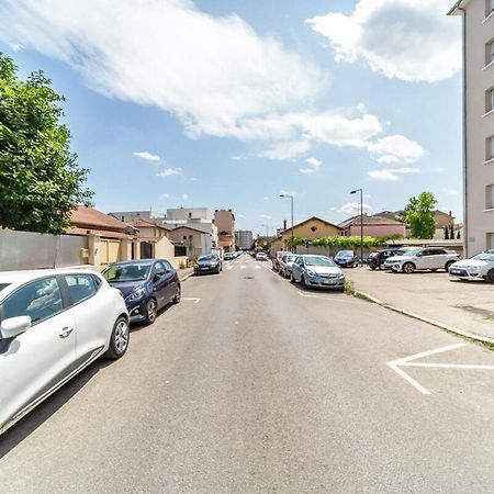 Ferienwohnung Le Pelisson 6 People Functional Gratte Ciel Villeurbanne Exterior foto