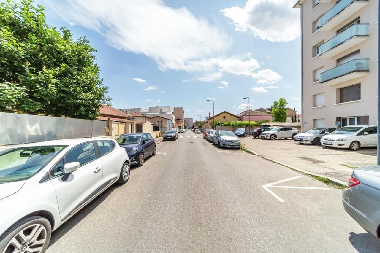 Ferienwohnung Le Pelisson 6 People Functional Gratte Ciel Villeurbanne Exterior foto